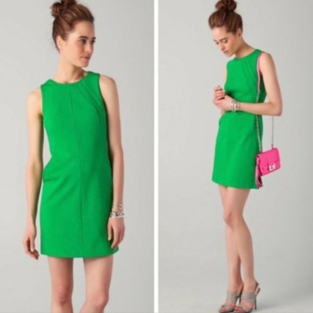 Diane Von Furstenberg size 2 Green Sleeveless Dress